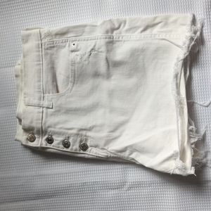 Old navy boyfriend mid rise cut offs